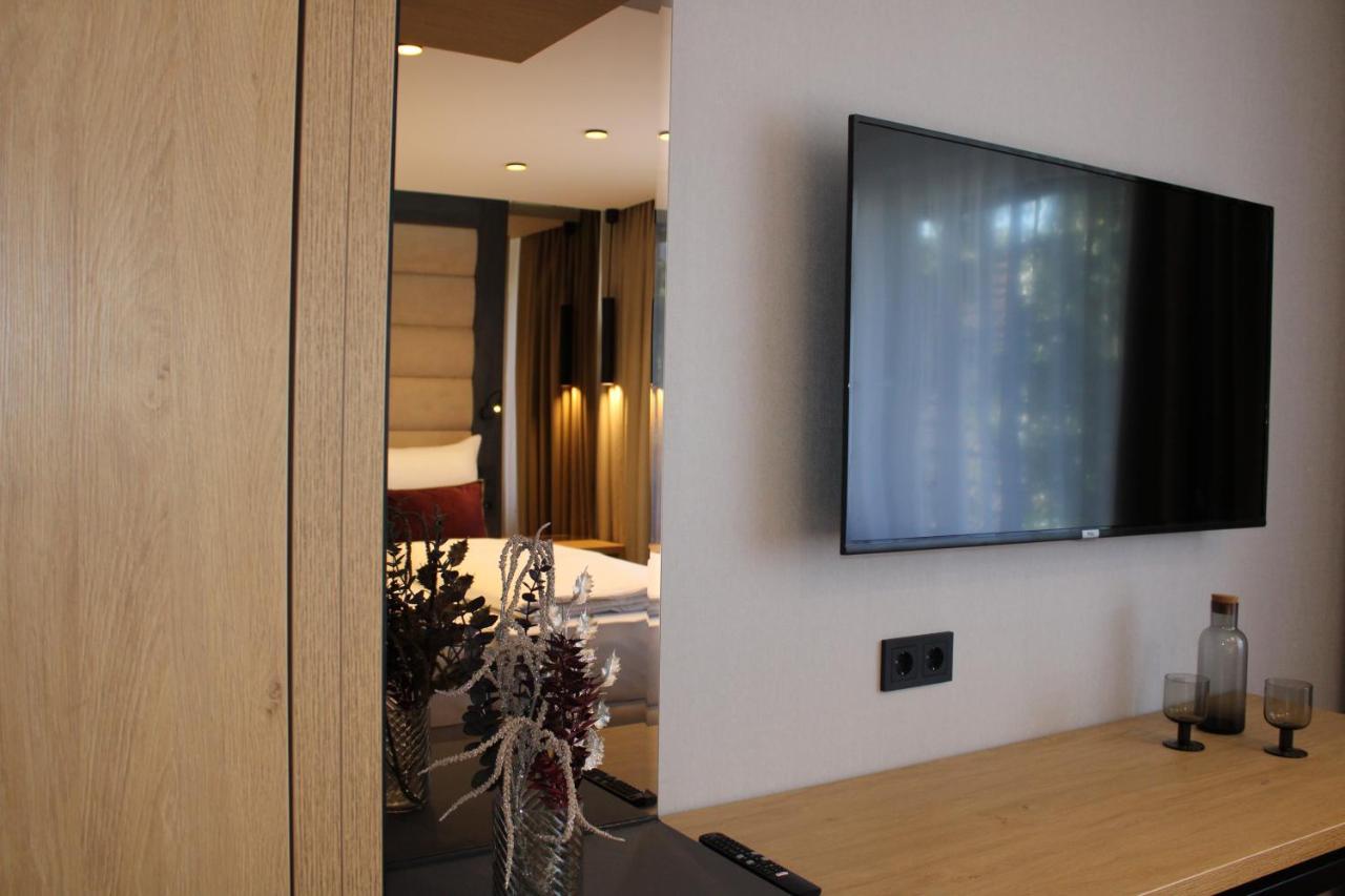 Hotel Reutlinger Hof รอยท์ลิงเงน ภายนอก รูปภาพ